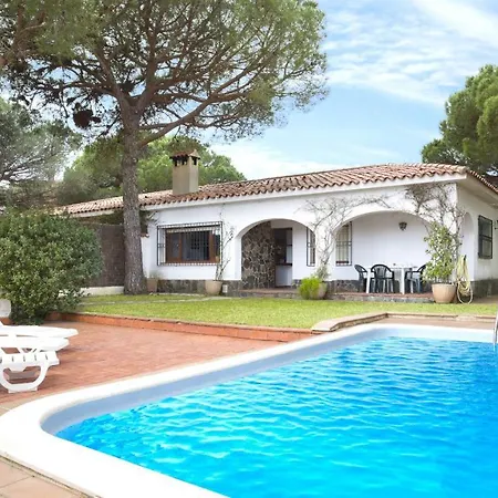 Montecarlo Villa *